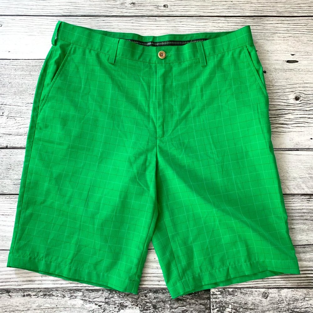 Izod Golf Plaid Flat Front Casual Shorts